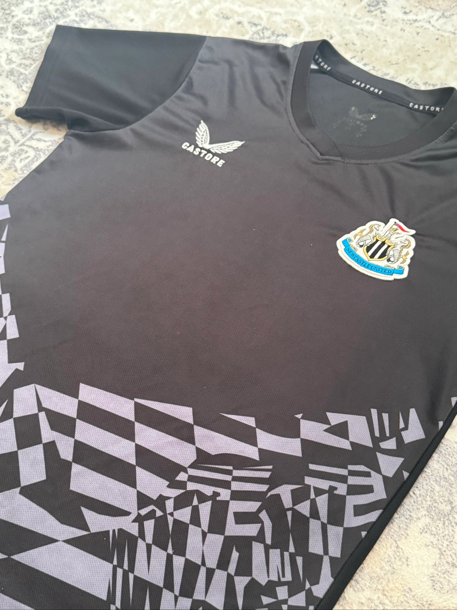 Camiseta Newcastle United Castore Negra  – photo 2